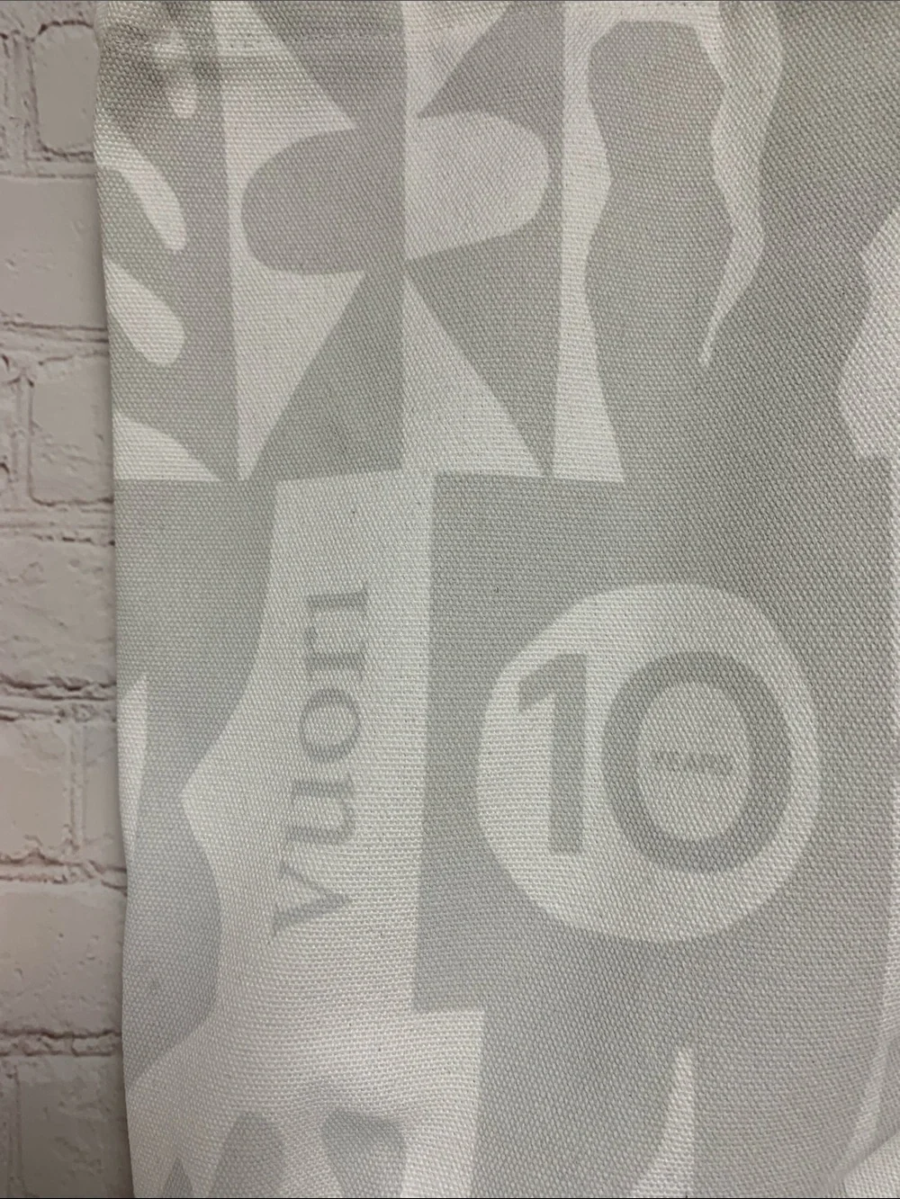 NEW Vuori Limited Edition Cody Hudso White Gray Graphic Beach XLarge Canvas Tote